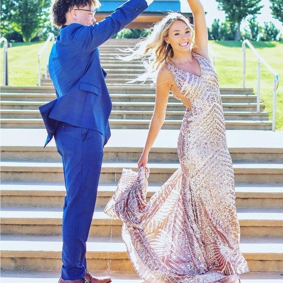 Jovani 59762 prom dress size 0 - Picture 3 of 10